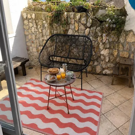 Authentique Maison De Village A Avec Patio Holiday home